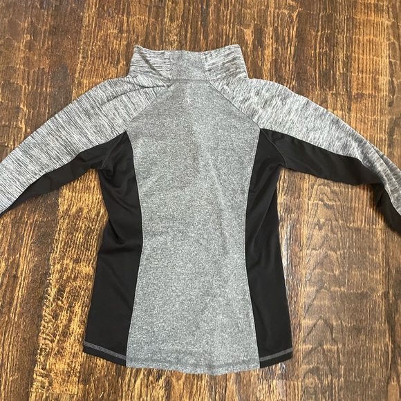 Long Sleeve Workout Top - Picture 6 of 8